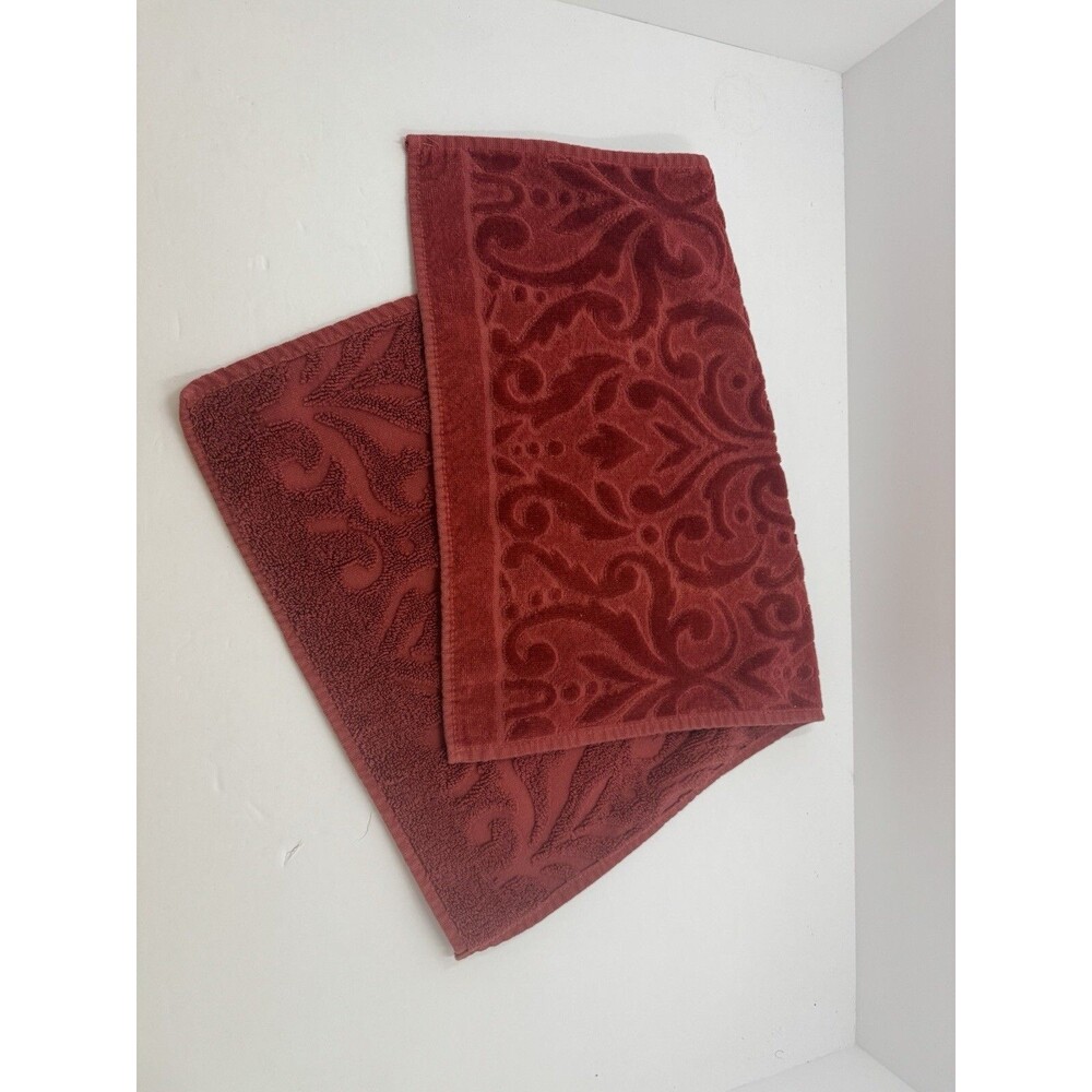 Carrara Red Toned Sculpted Hand Towel Italy 100% Cotton Approx 15.5”x24” damask
